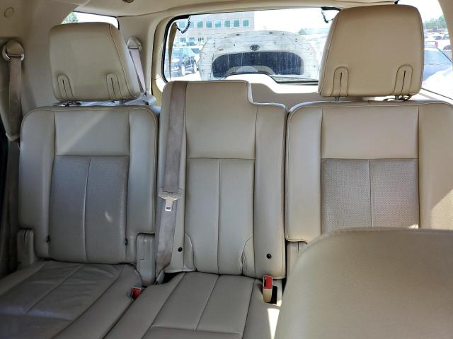 1FMJU1J55EEF46324 Ford Expedition Xlt