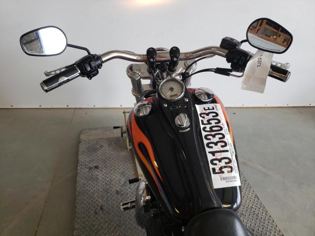 2010 HARLEY-DAVIDSON FXDWG 1HD1GP411AC304741