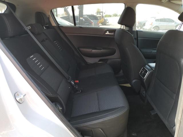 KNDPMCAC1J7396414 KIA Sportage Lx
