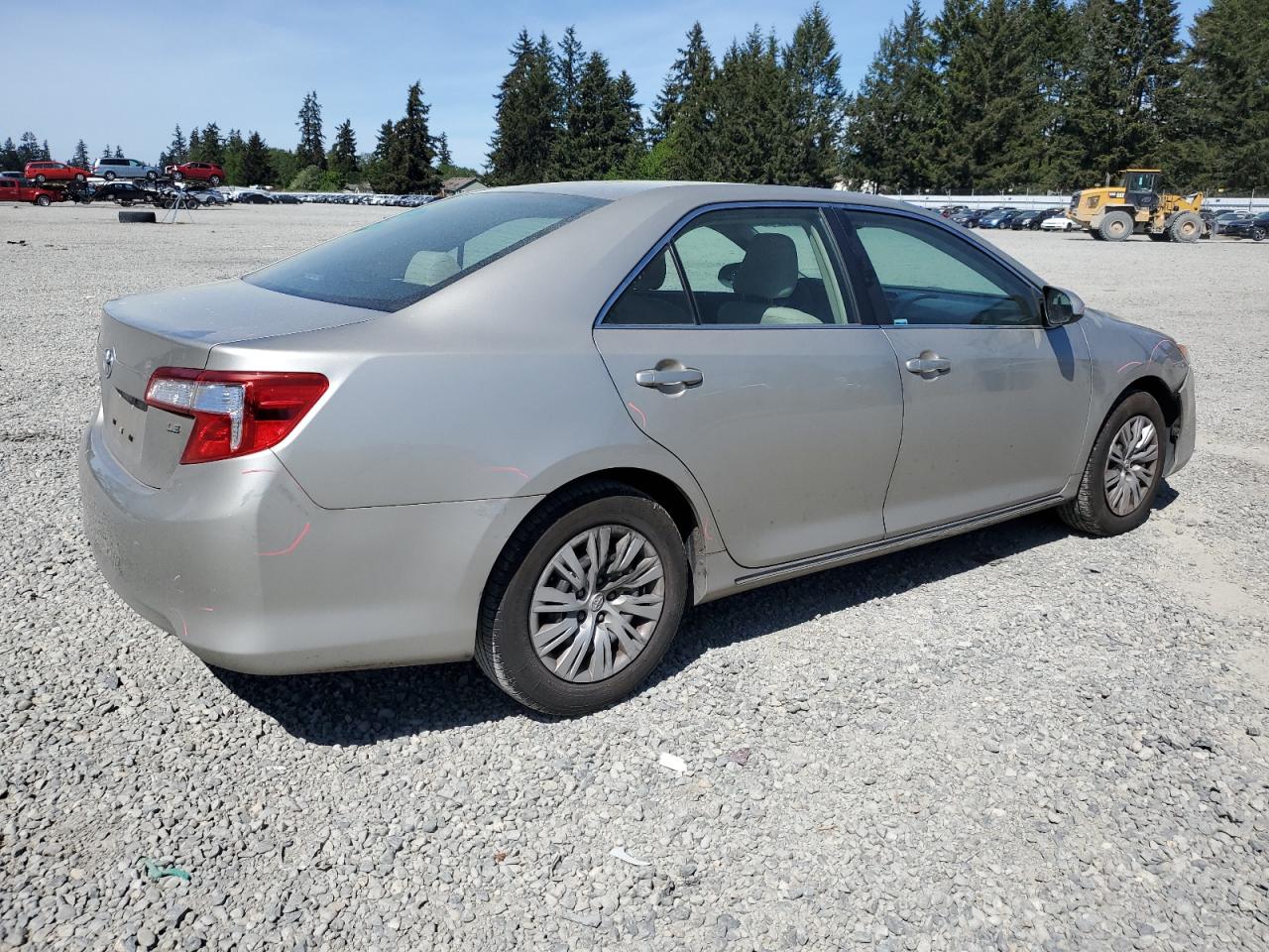 4T4BF1FK0ER374924 2014 Toyota Camry L