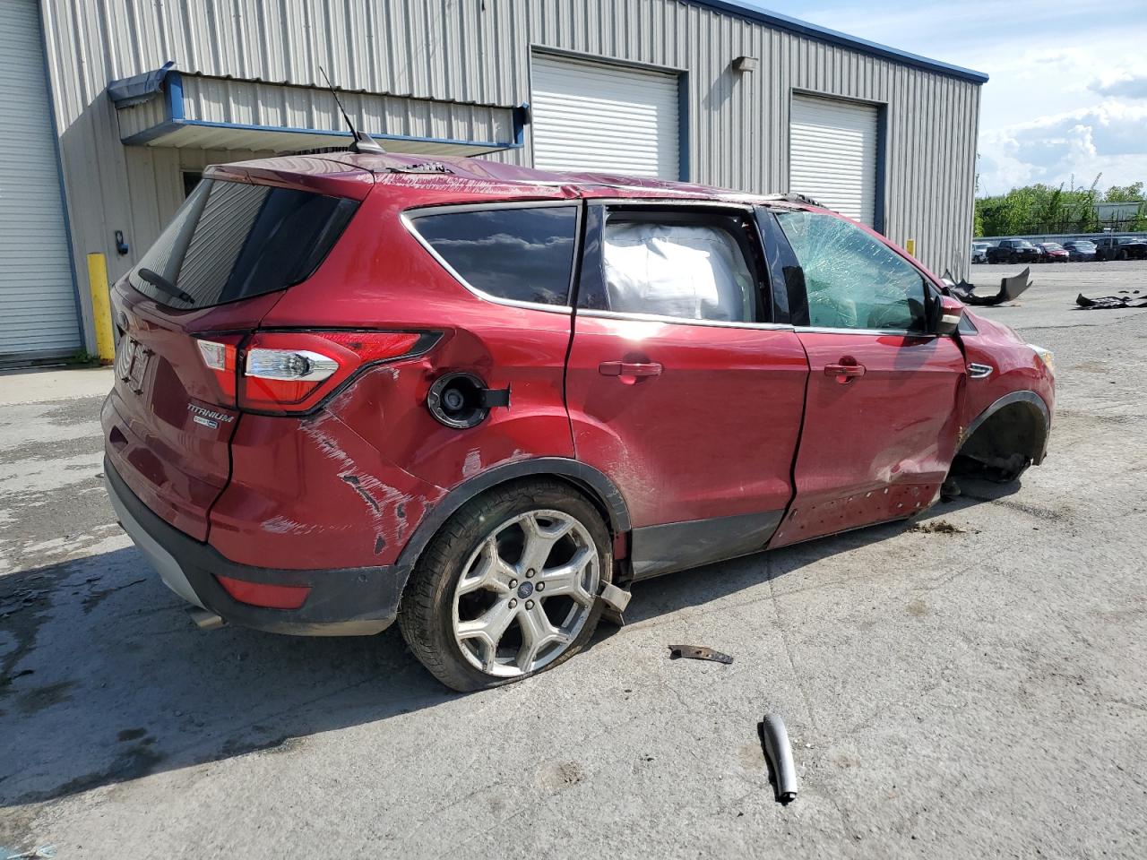 1FMCU9J90KUB74077 FORD ESCAPE 2019