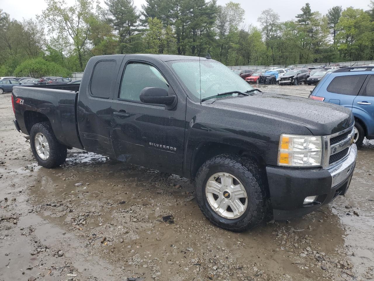 1GCRKSE30BZ314469 2011 Chevrolet Silverado K1500 Lt