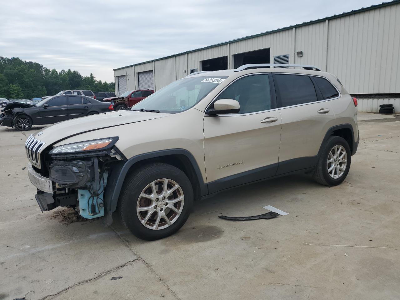 2015 Jeep Cherokee Latitude vin: 1C4PJMCB6FW664258