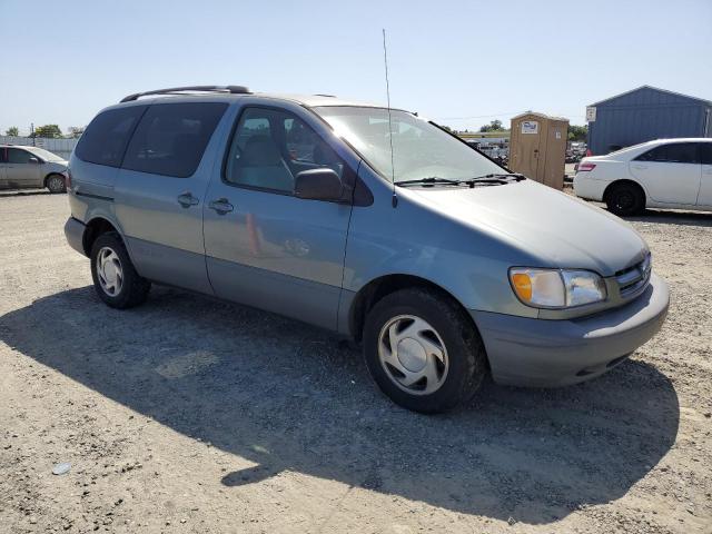 1998 Toyota Sienna Le VIN: 4T3ZF13C9WU022472 Lot: 56100324