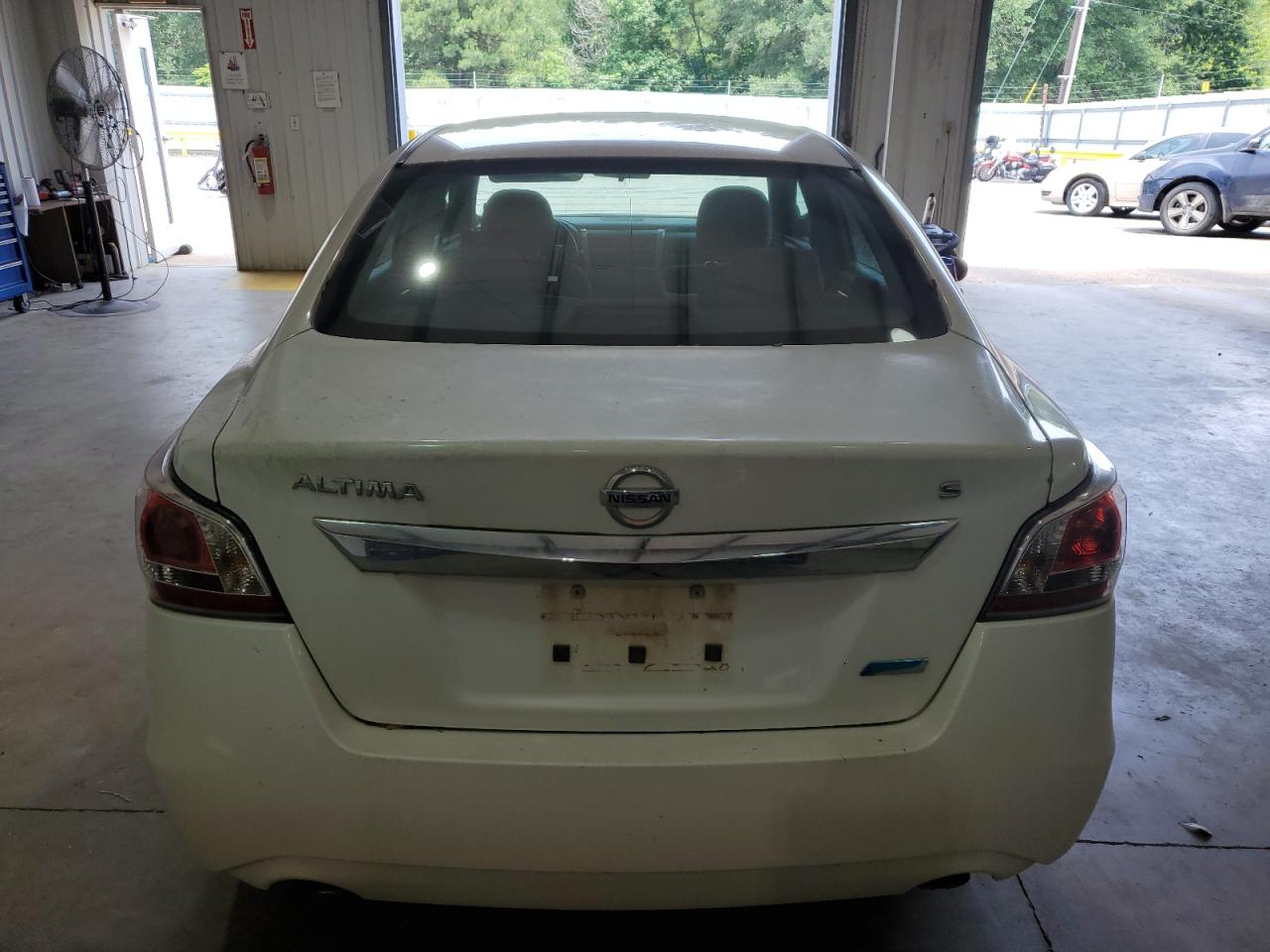 1N4AL3AP8EN214243 2014 Nissan Altima 2.5