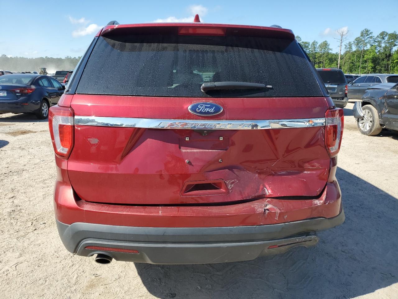 1FM5K7B8XHGA08181 2017 Ford Explorer