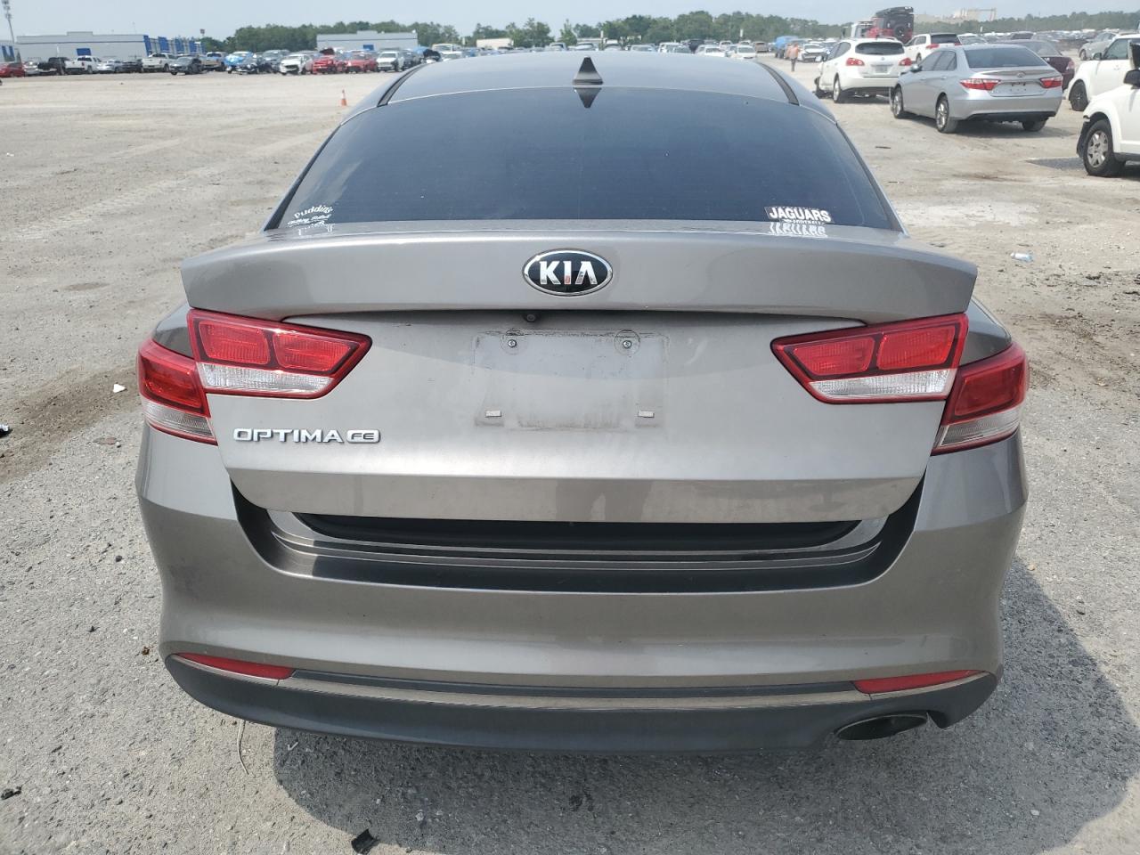 5XXGT4L38GG028933 2016 Kia Optima Lx