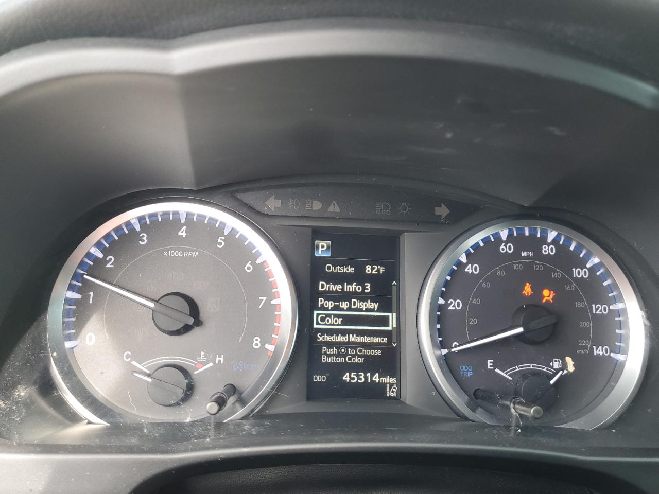 5TDZARFH8KS060551 2019 Toyota Highlander Le