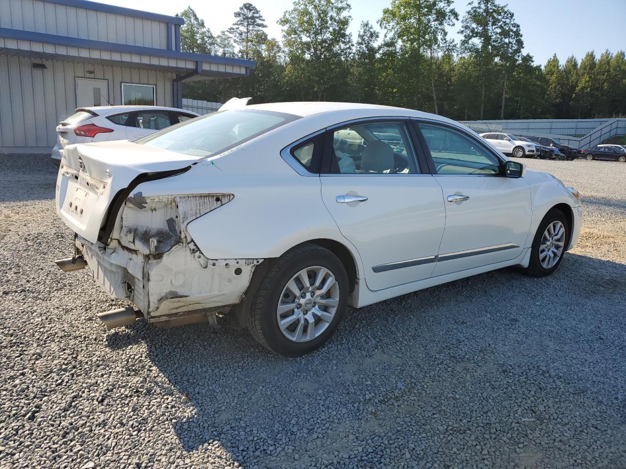 1N4AL3AP2FN879057 2015 Nissan Altima 2.5