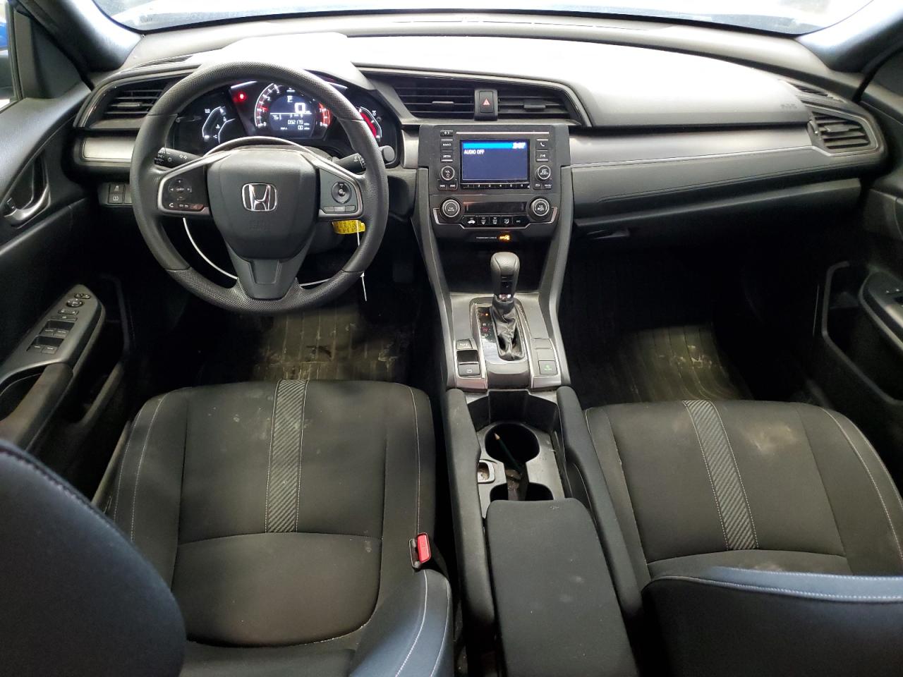 SHHFK7H28JU240109 2018 Honda Civic Lx