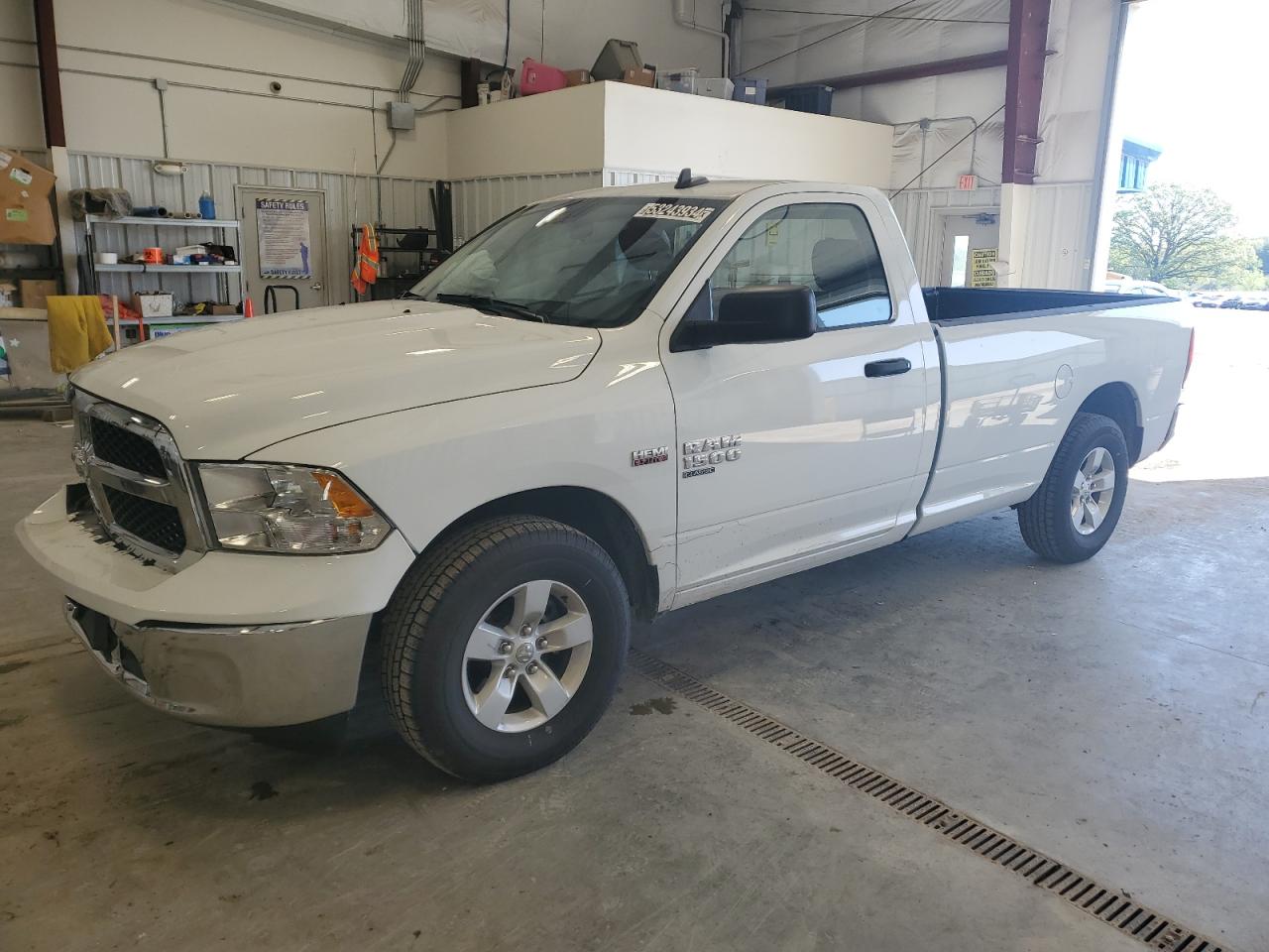 3C6JR6DT5PG571059 2023 Ram 1500 Classic Tradesman