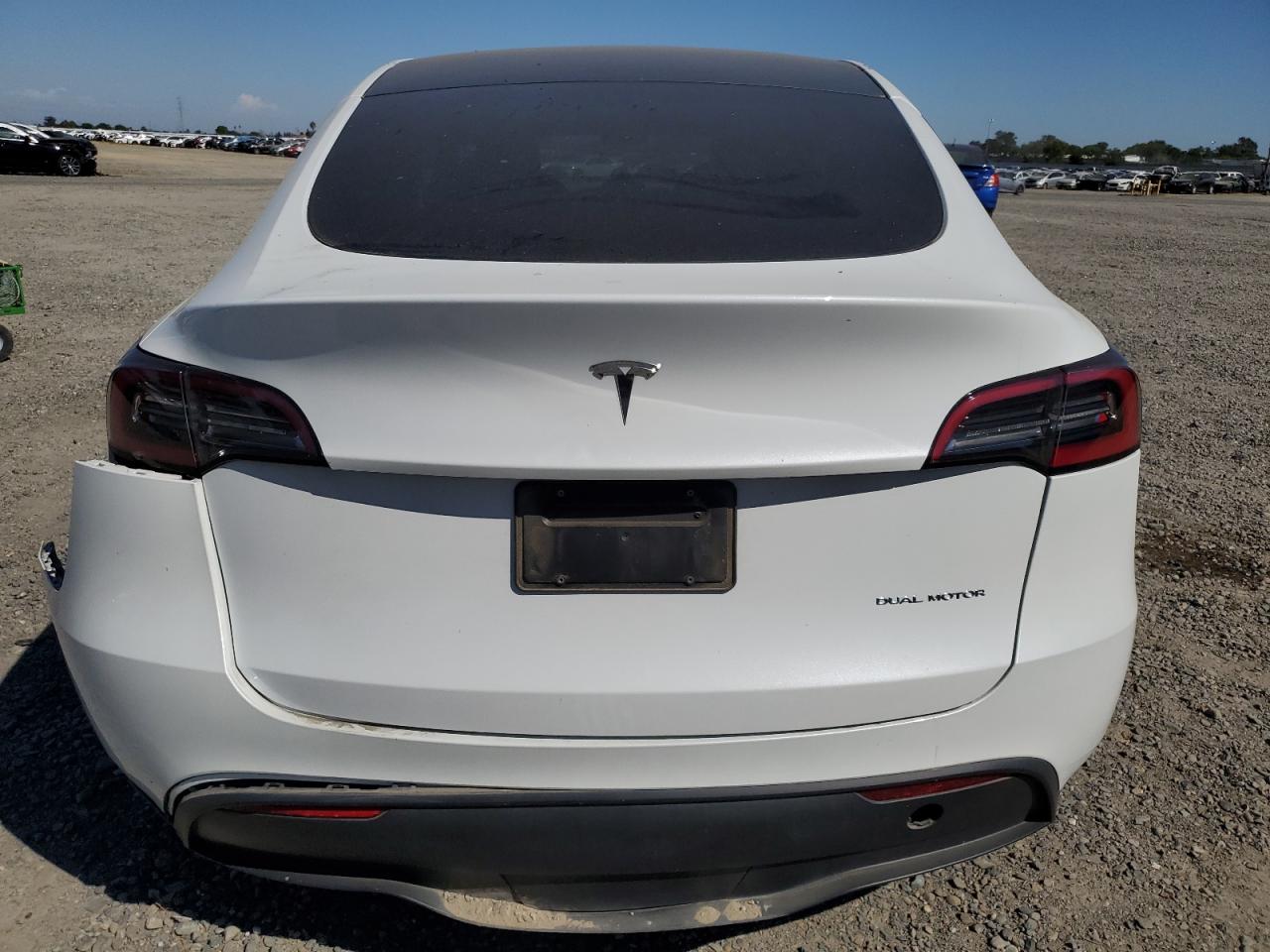 7SAYGDEE7PF741870 2023 Tesla Model Y