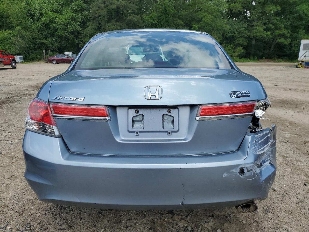 1HGCP2F3XBA115984 2011 Honda Accord Lx