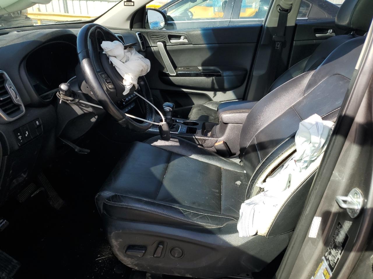 KNDPN3AC8J7357722 2018 Kia Sportage Ex