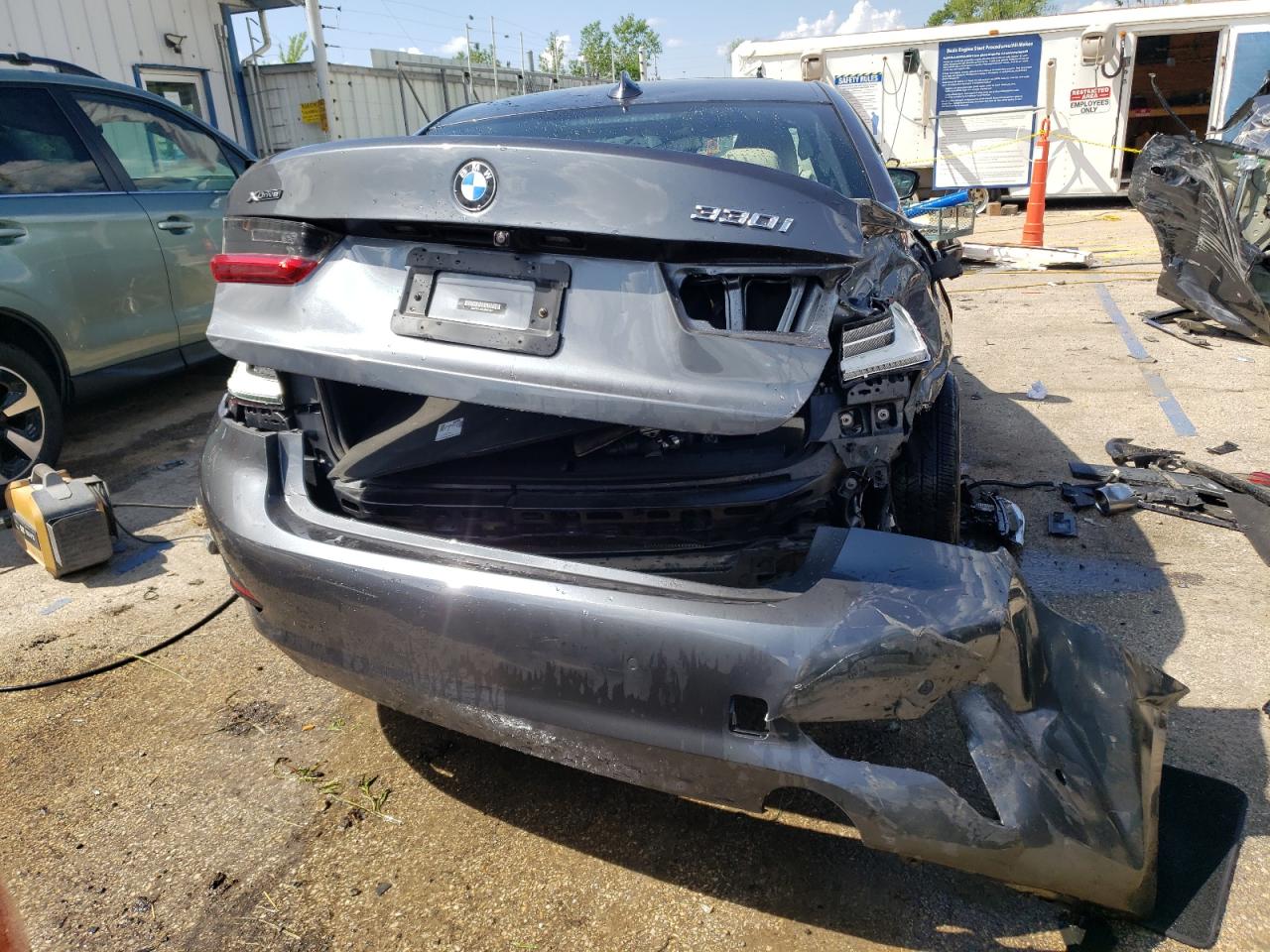 3MW5R7J0XM8B63587 2021 BMW 330Xi