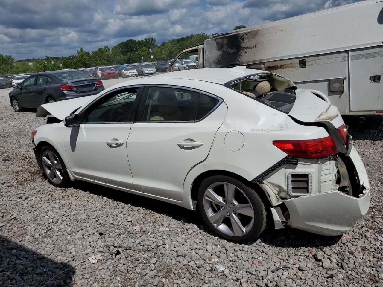 19VDE1F77DE014707 2013 Acura Ilx 20 Tech