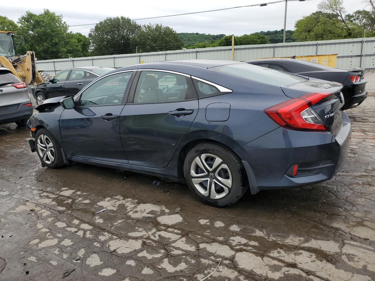 19XFC2F56JE023713 2018 Honda Civic Lx