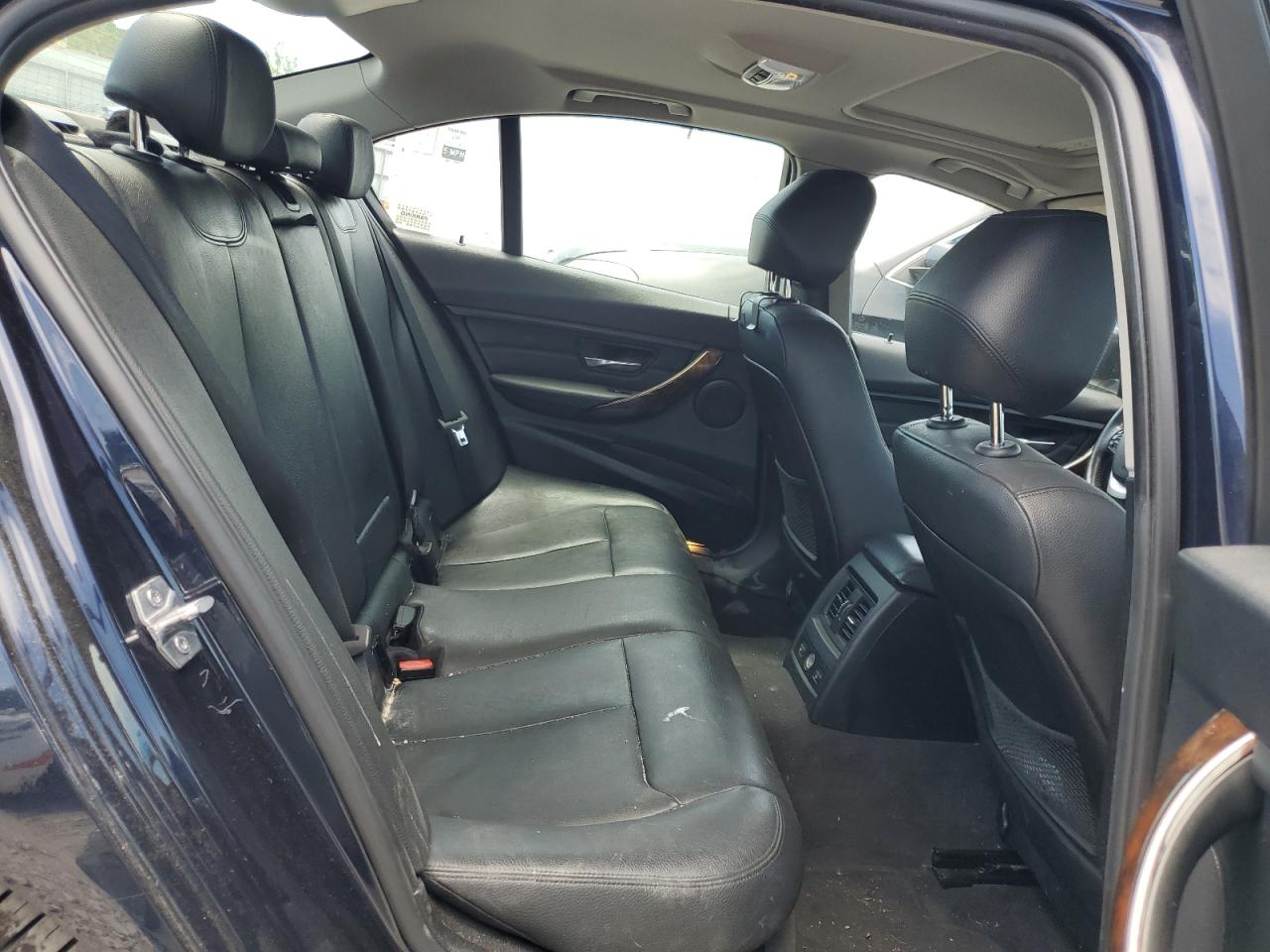 WBA3B5C53FP653706 2015 BMW 328 Xi Sulev