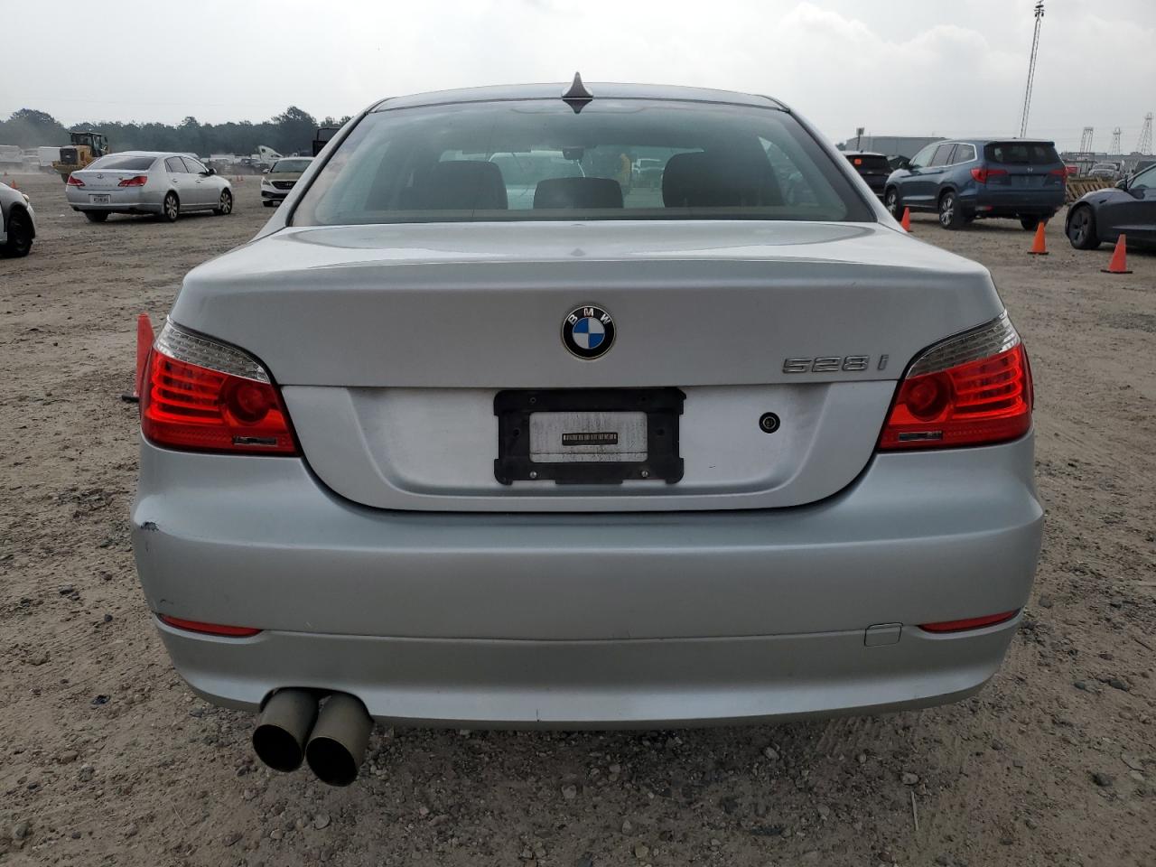 WBANU53568CT11518 2008 BMW 528 I