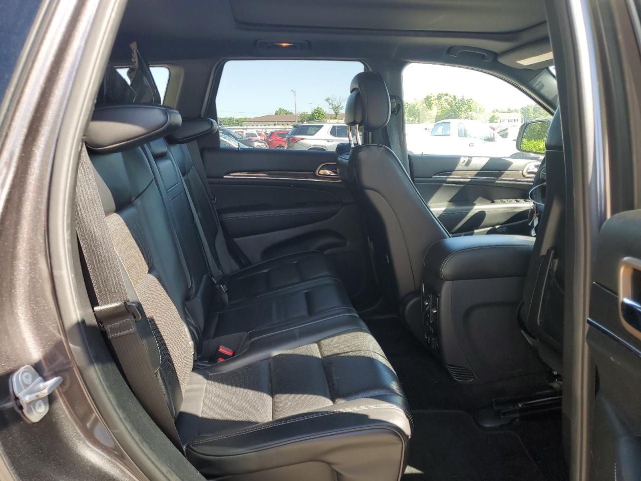 1C4RJFCG9FC733428 2015 Jeep Grand Cherokee Overland