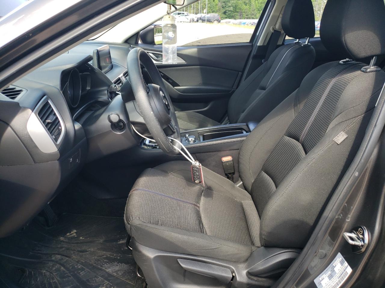 3MZBN1U73JM213219 2018 Mazda 3 Sport