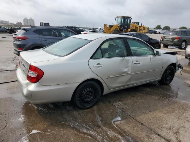 2002 Toyota Camry Le VIN: JTDBE32K620111794 Lot: 55129214