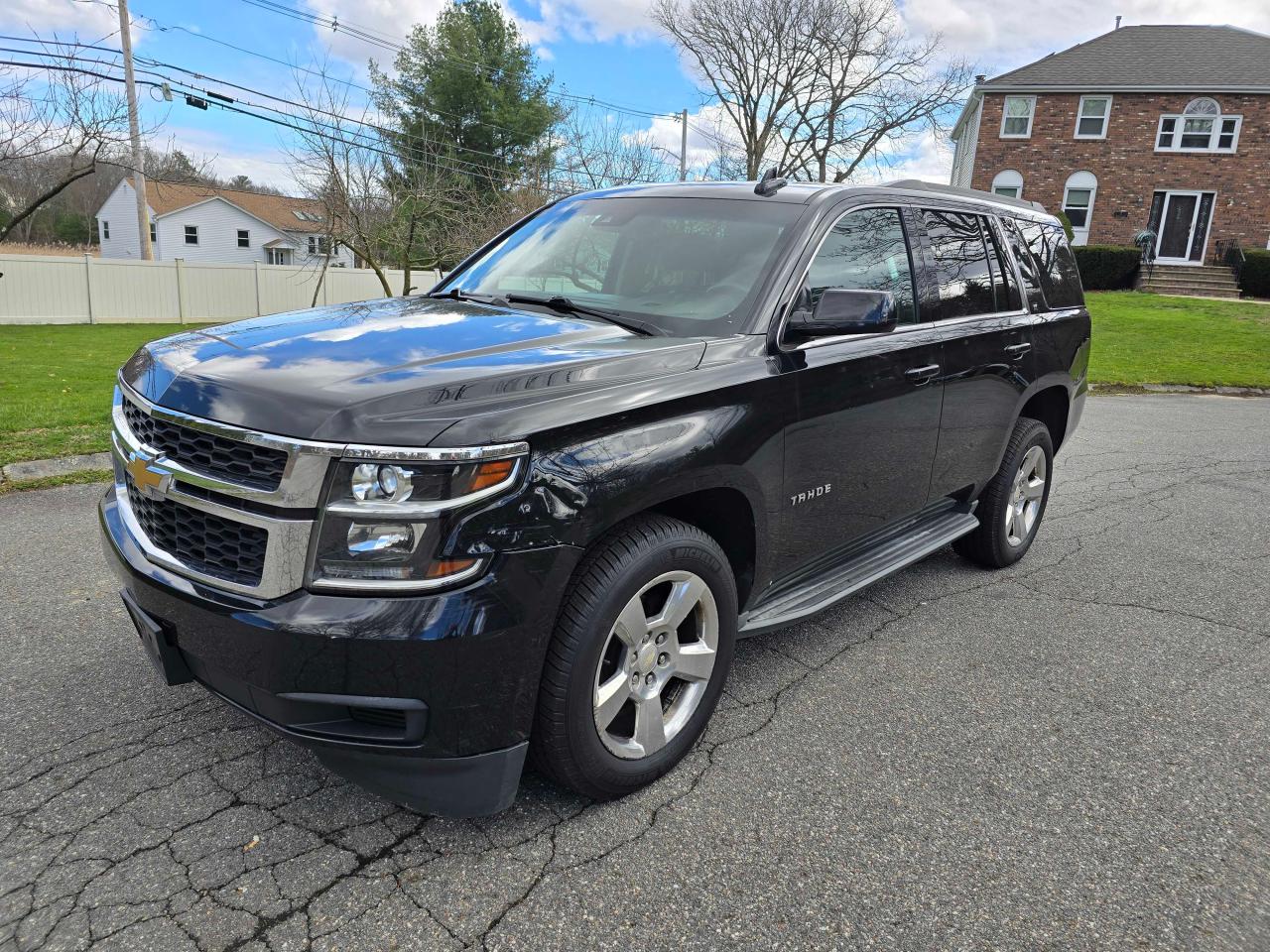 2016 Chevrolet Tahoe K1500 Lt vin: 1GNSKBKCXGR349086