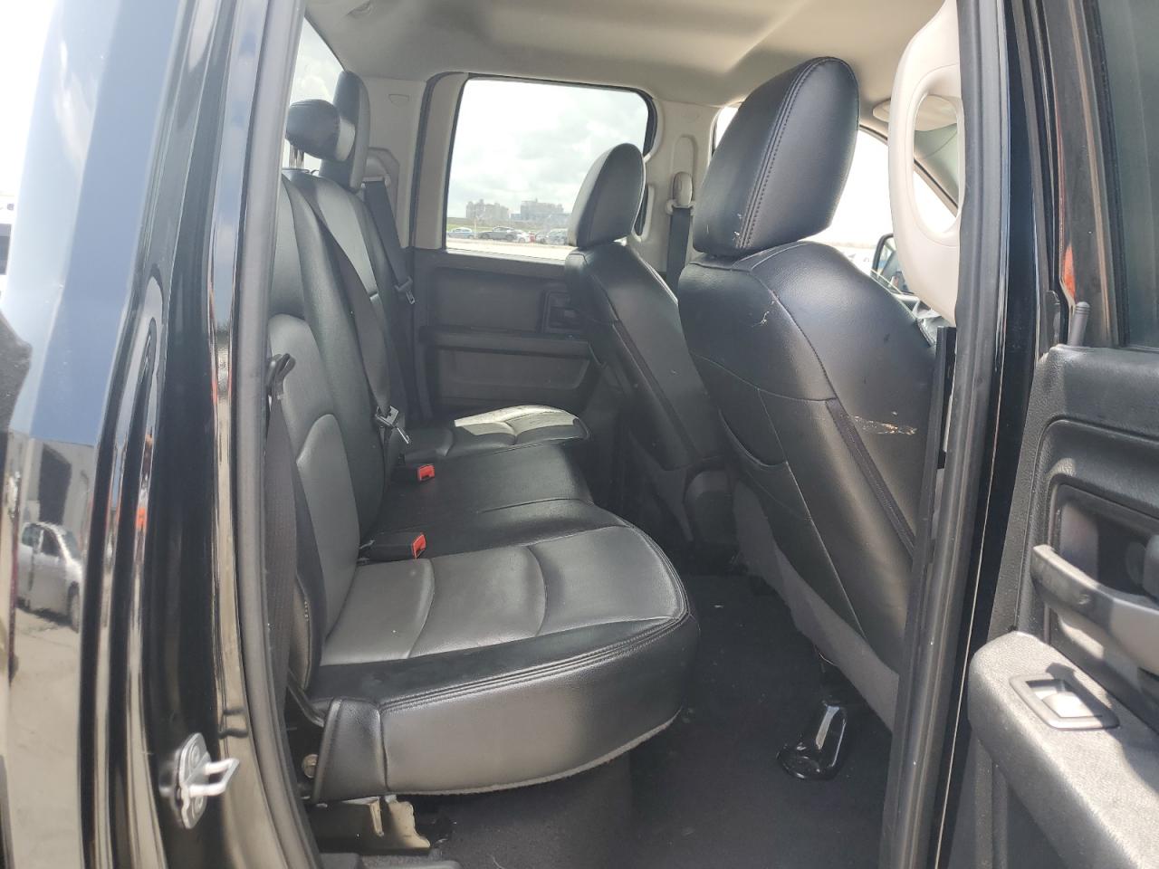 1C6RR6FT1ES197975 2014 Ram 1500 St