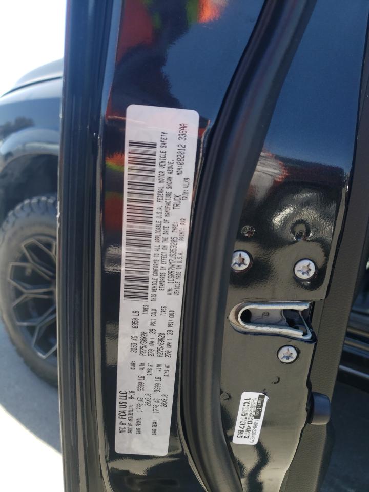 1C6RR7NM7JS353205 2018 Ram 1500 Laramie