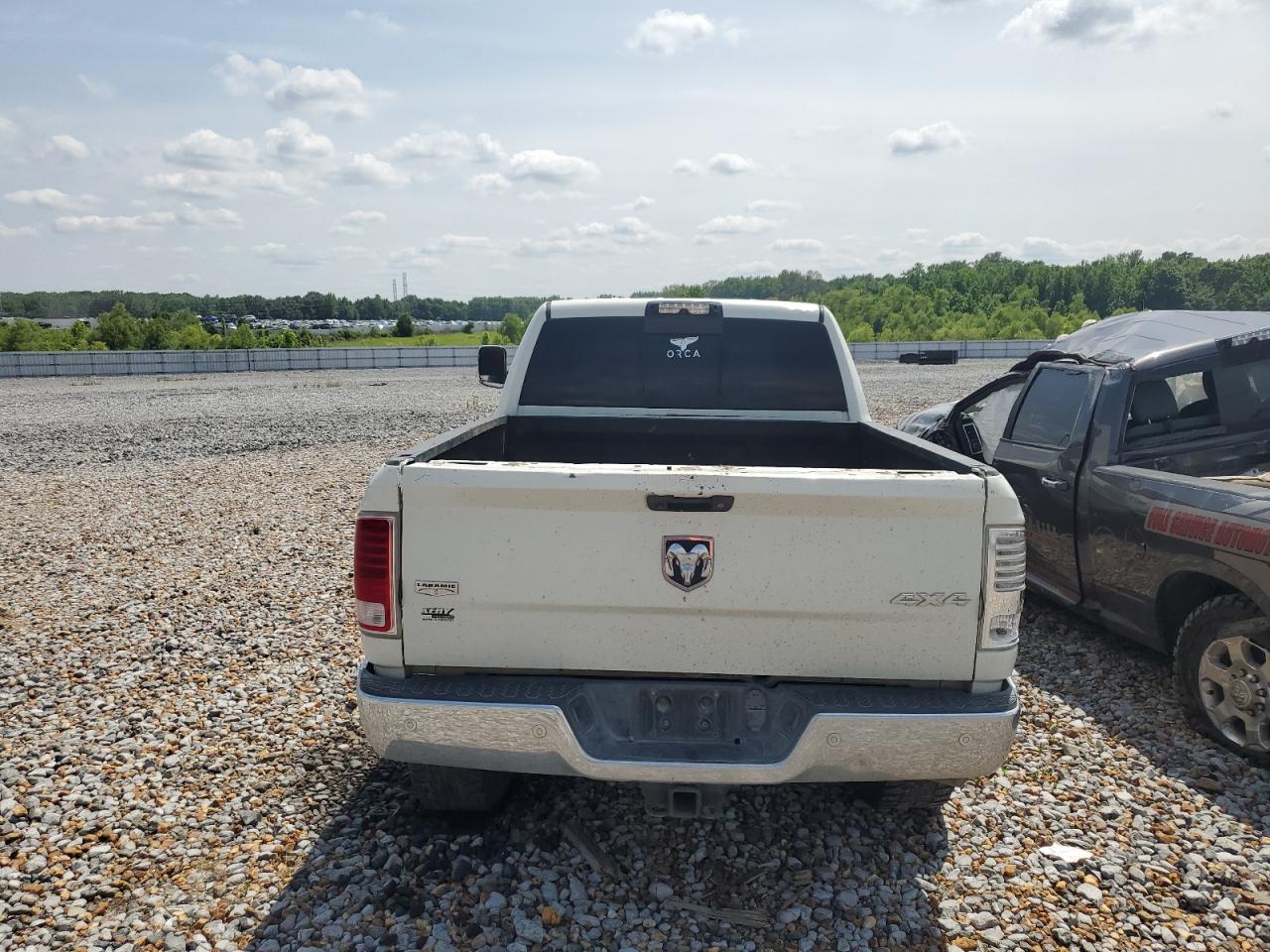 3C6UR5NL5GG357663 2016 Ram 2500 Laramie