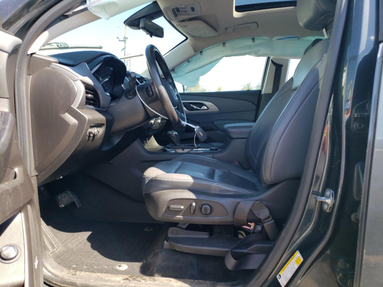 1GNEVHKW1JJ222055 2018 Chevrolet Traverse Lt