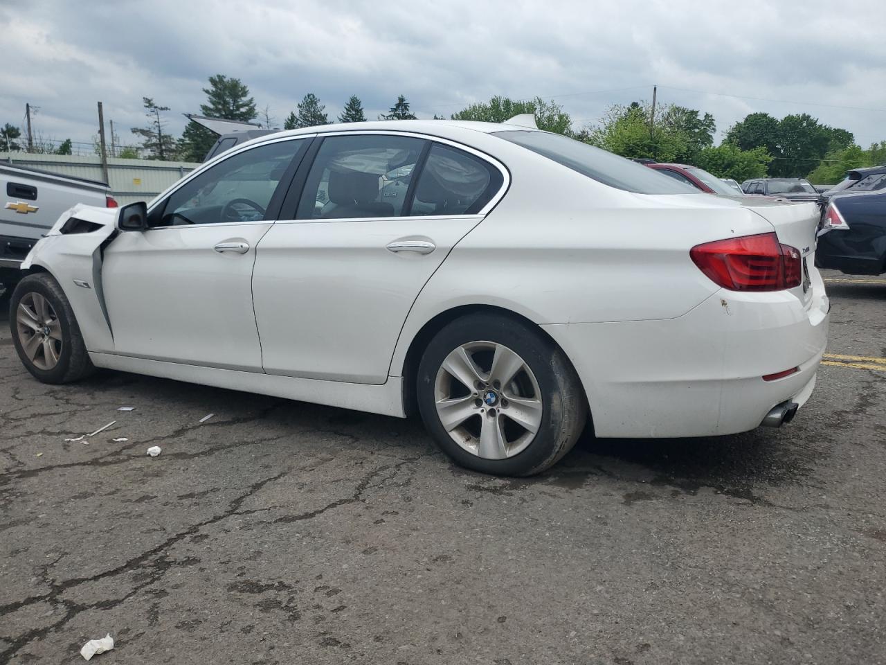 WBAXH5C56DDW11870 2013 BMW 528 Xi