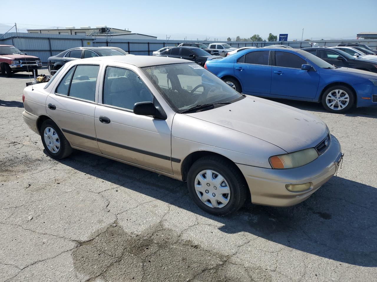 KNAFA124XV5302979 1997 Kia Sephia Rs