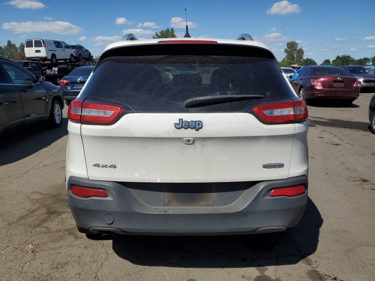 1C4PJMCB7FW744507 2015 Jeep Cherokee Latitude