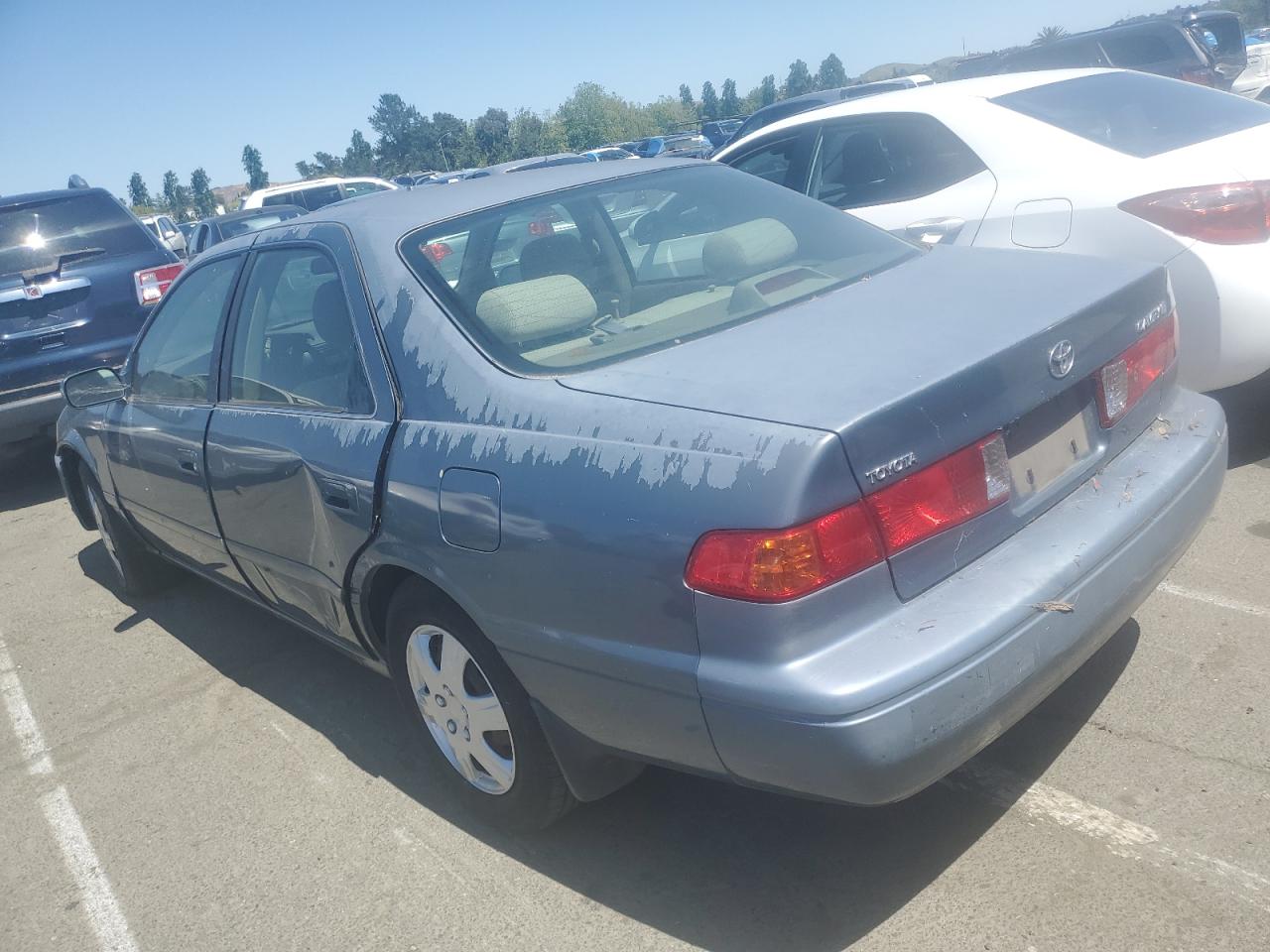 JT2BG22KX10532199 2001 Toyota Camry Ce