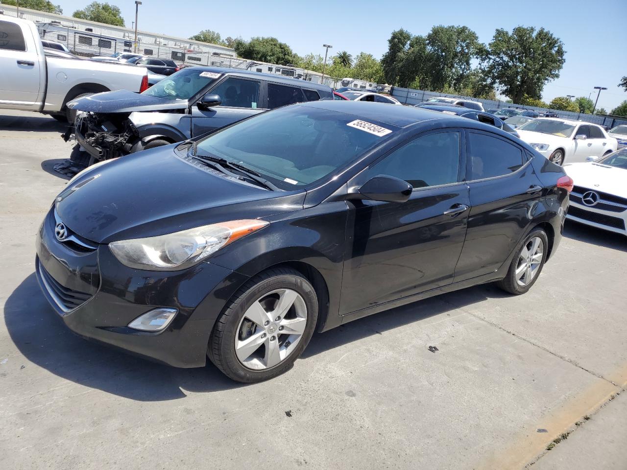 KMHDH4AE8DU871766 2013 Hyundai Elantra Gls