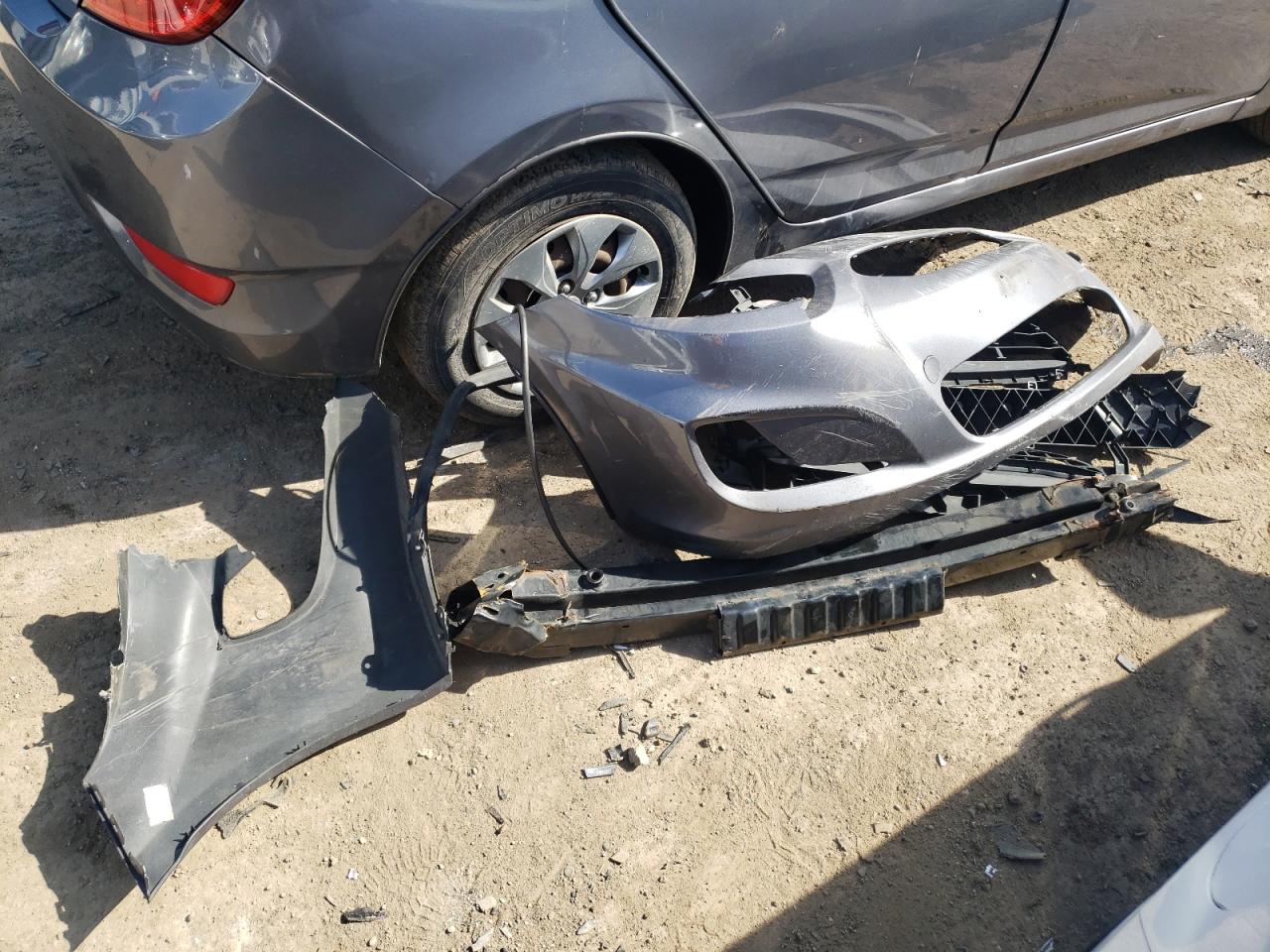 KMHCT5AE0FU228539 2015 Hyundai Accent Gs