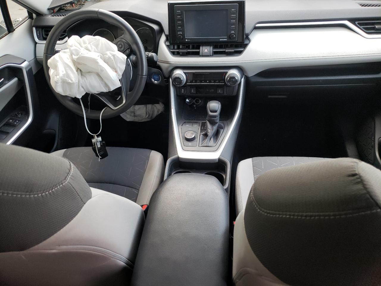 2T3RWRFV9LW055964 2020 Toyota Rav4 Xle