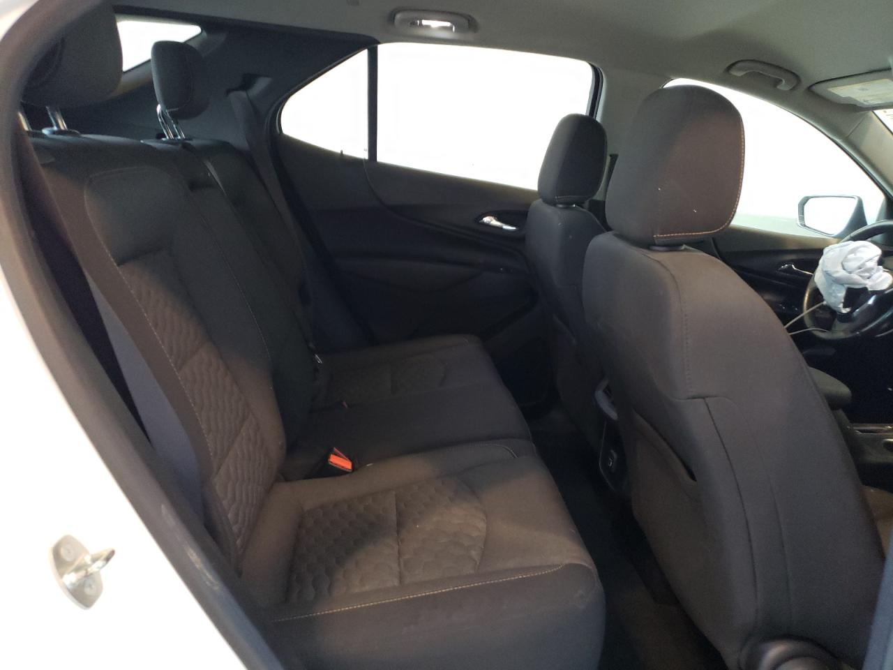 2GNAXUEV8K6113420 2019 Chevrolet Equinox Lt