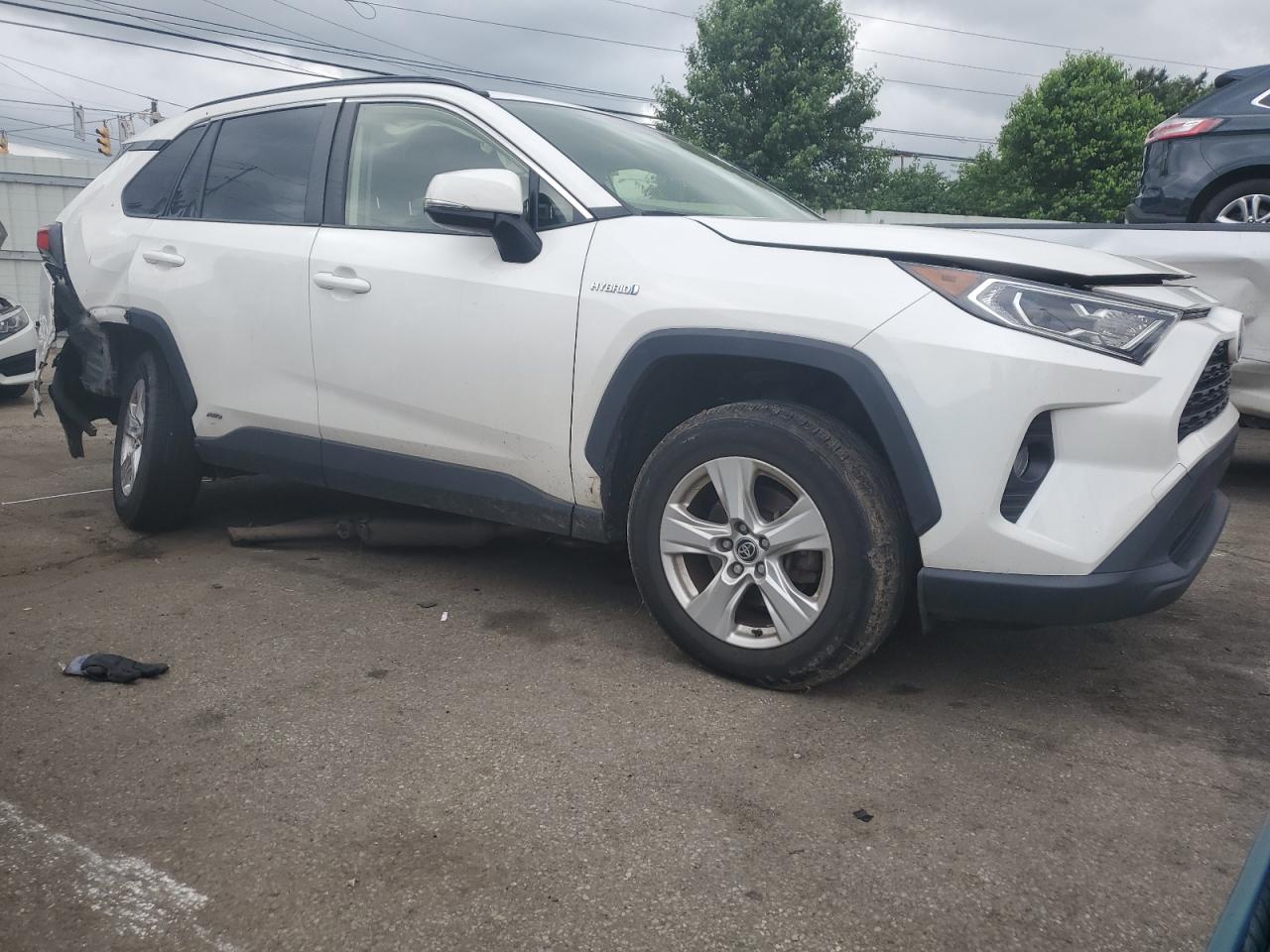 JTMRWRFV7LD068211 2020 Toyota Rav4 Xle