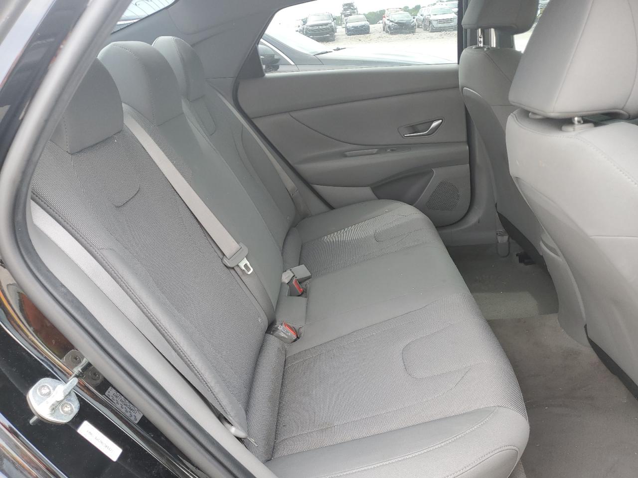 KMHLL4AG7NU309421 2022 Hyundai Elantra Se