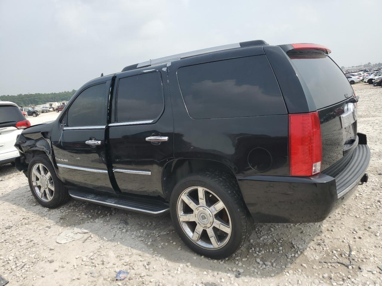 1GYUCBEF0AR206668 2010 Cadillac Escalade Luxury