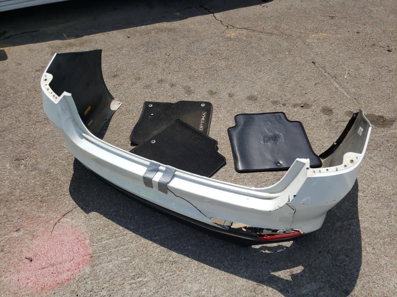 5XXGT4L35HG167466 2017 Kia Optima Lx