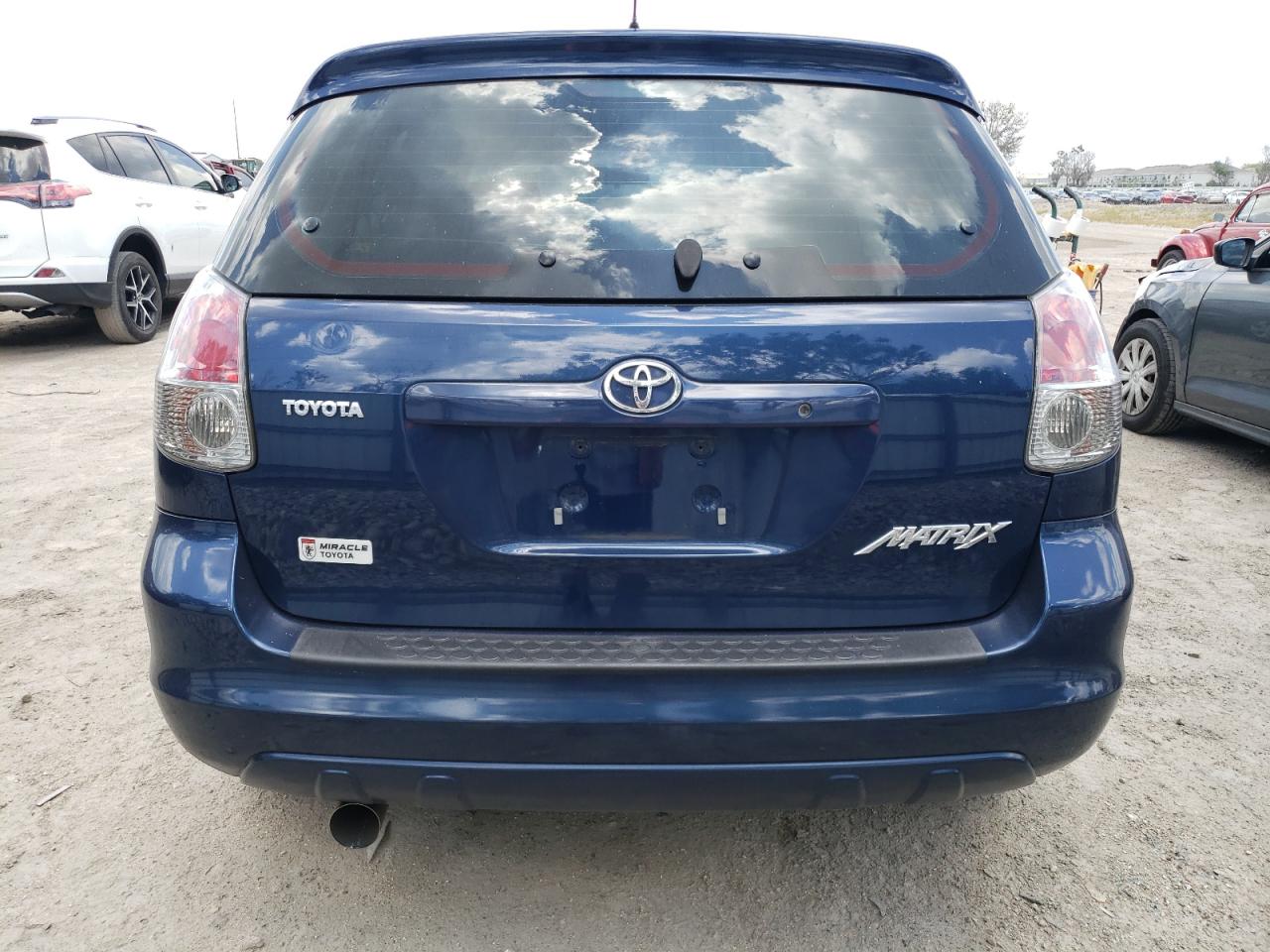 2T1KR30E17C661046 2007 Toyota Corolla Matrix Xr