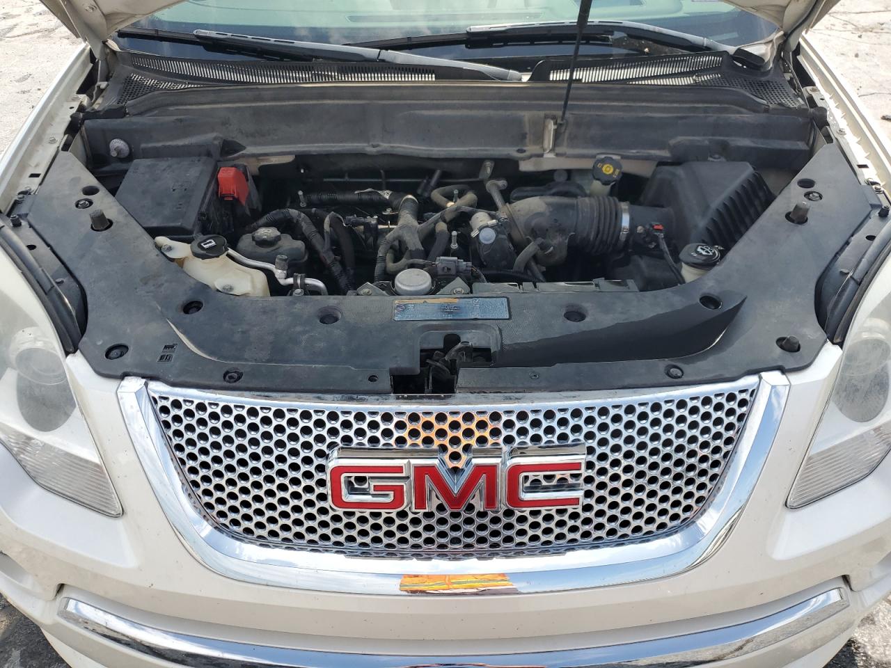 2012 GMC Acadia Denali vin: 1GKKVTED7CJ380934