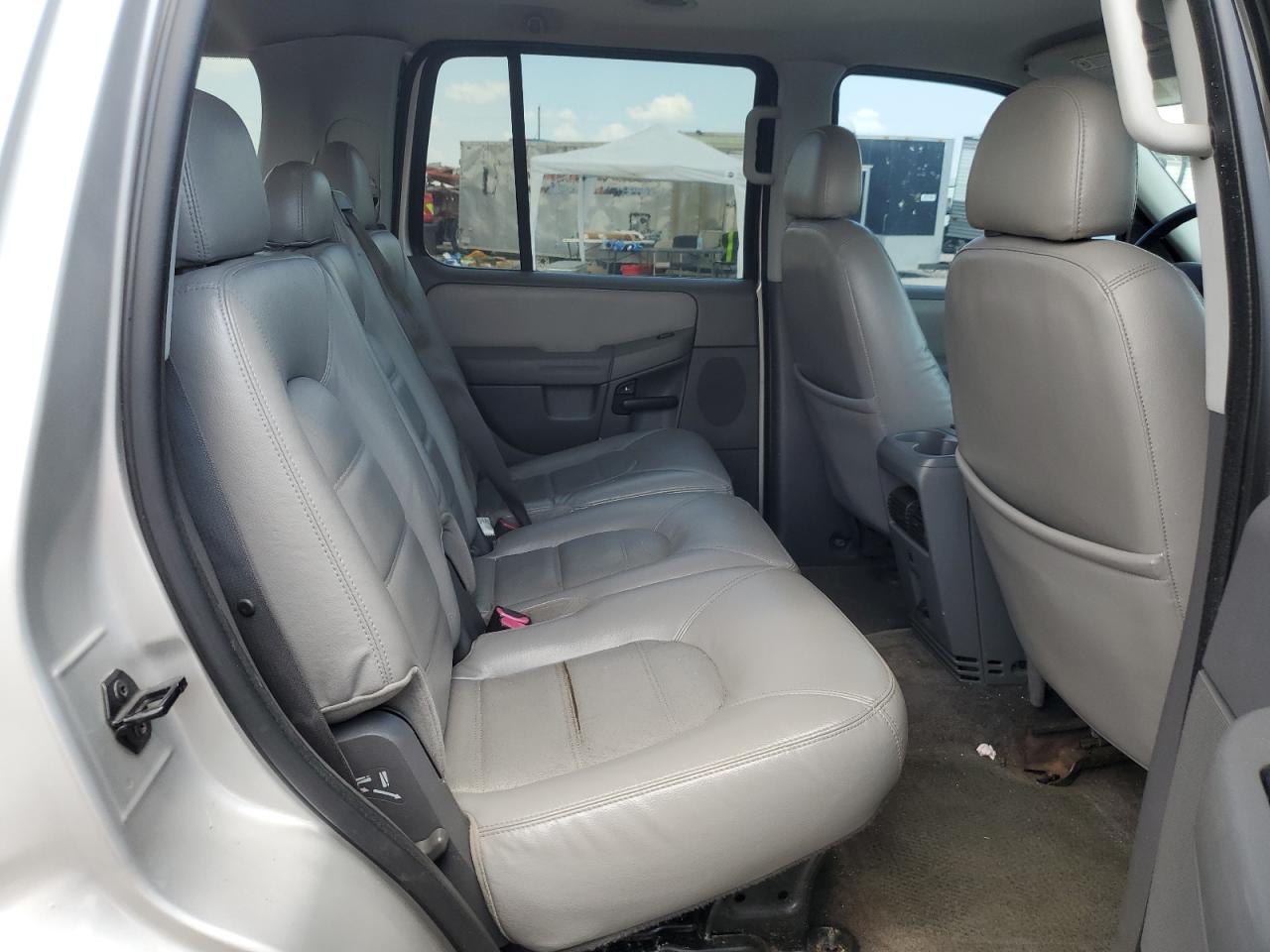 1FMZU63K35ZA18311 2005 Ford Explorer Xlt