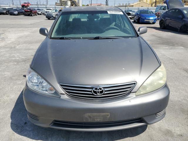 2005 Toyota Camry Le VIN: 4T1BE32K25U955145 Lot: 55728044