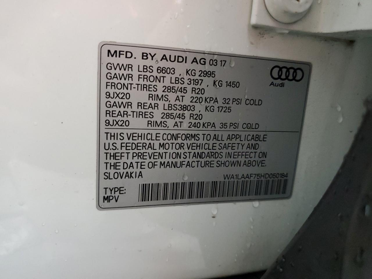 WA1LAAF75HD050184 2017 Audi Q7 Premium Plus