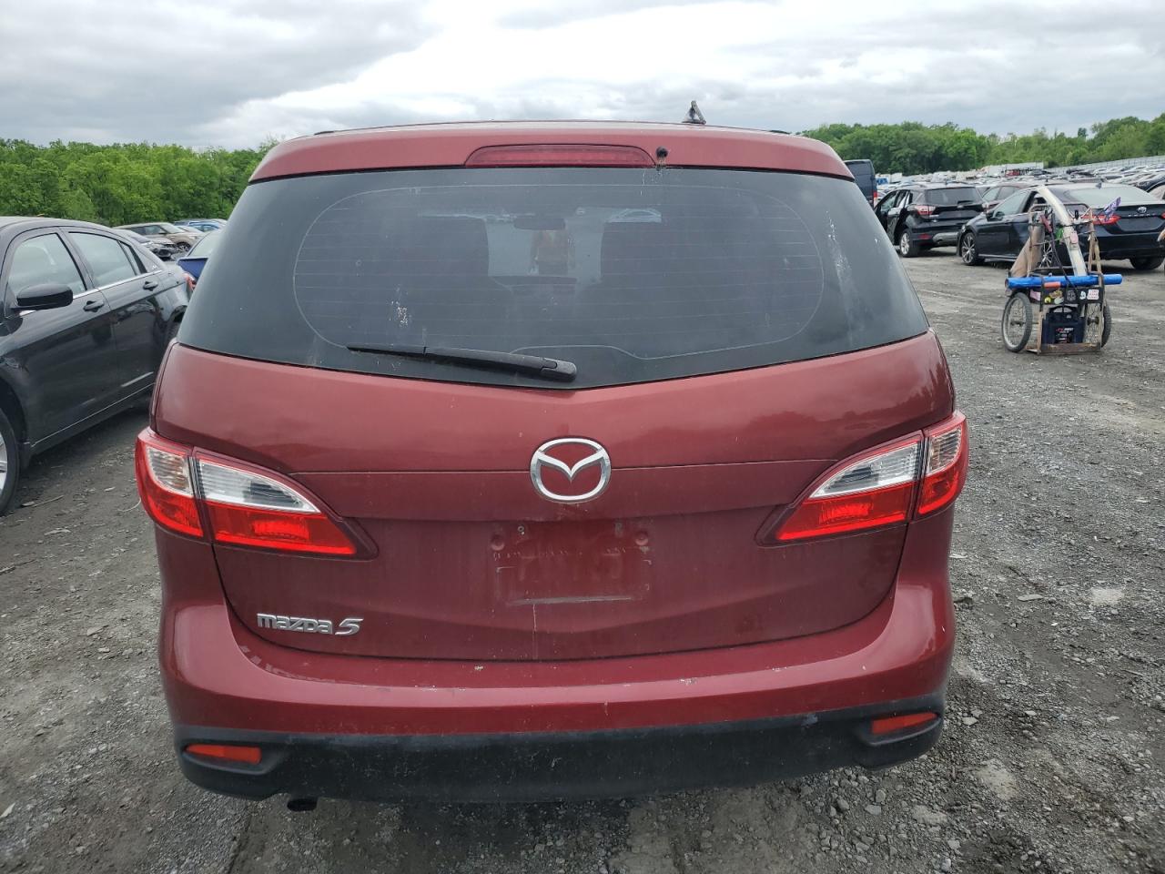 JM1CW2BL8C0119627 2012 Mazda 5