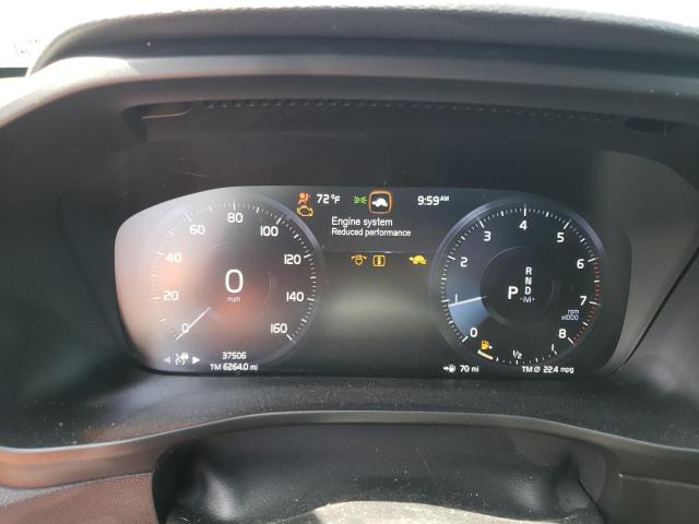 2022 Volvo Xc40 T5 R-Design VIN: YV4162UM4N2749324 Lot: 56346084